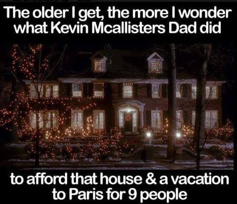 Home Alone Director Reveals How the Kevin McCallisters Afforded Their Massive House 2 The McCallisters' Vacation to Paris