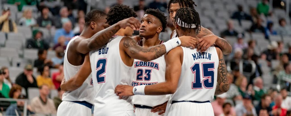 Virginia Cavaliers Men's Basketball: Scores, Stats, and Highlights 1 Cavaliers Men’s Basketball Team