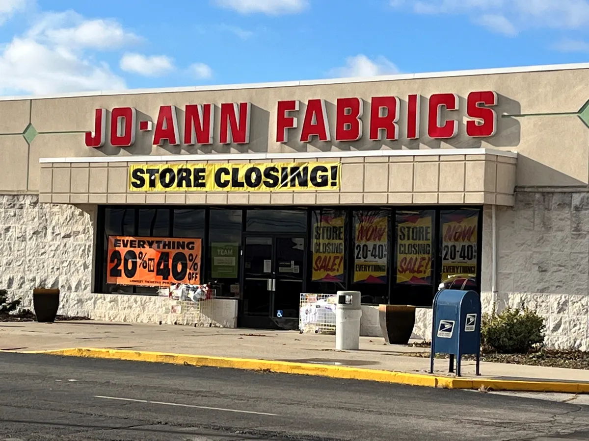 Joann Fabrics Closing