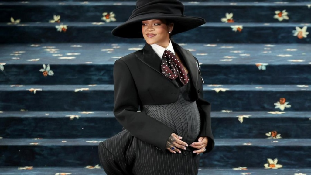 Rihanna’s Pregnancy Turns Met Gala into Baby Reveal Runway