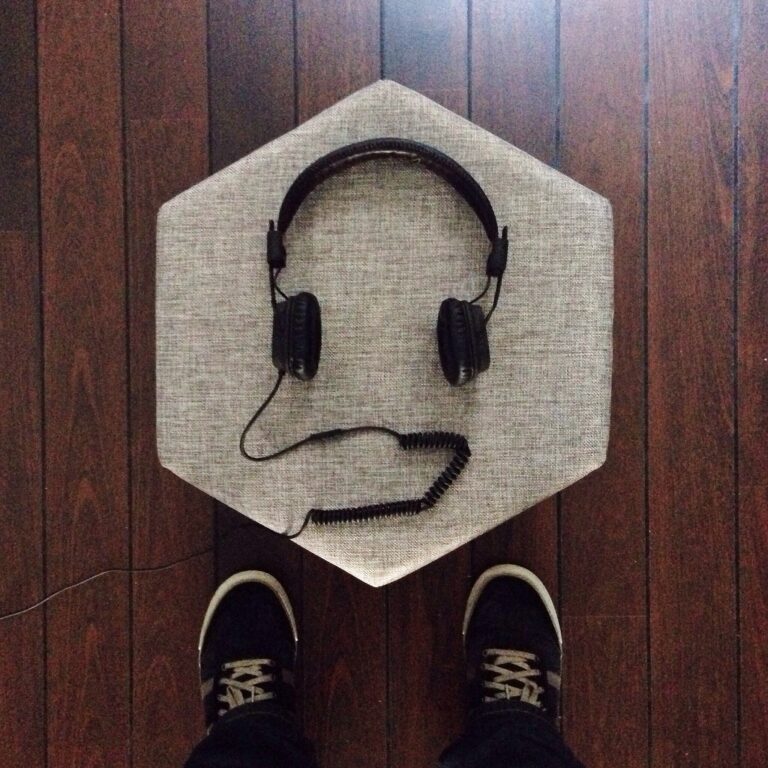 Nothing Headphone 1 Review: A Head-Turning Debut in Audio